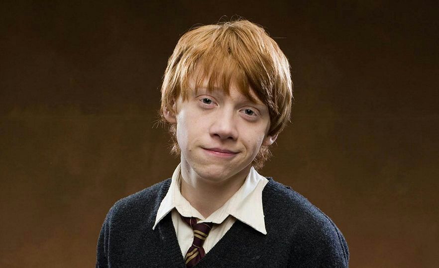What is Ron’s wand wood (For his second wand)?