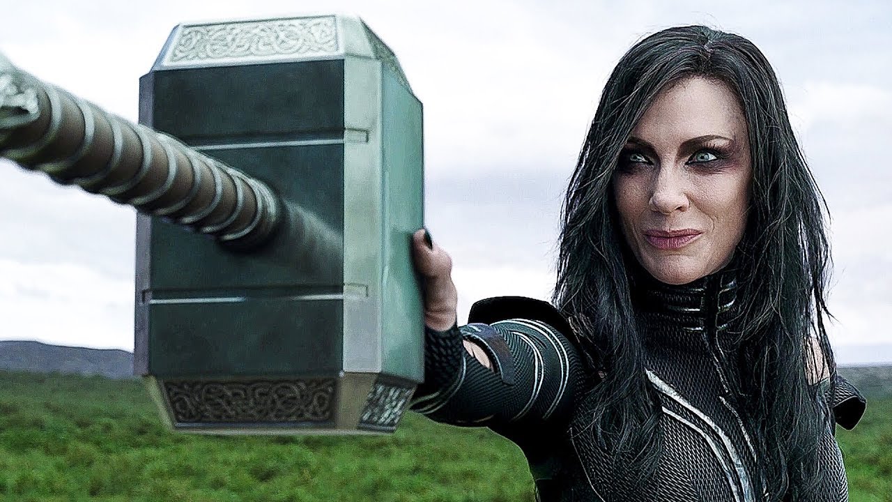 True or false: Hela destroys Mjölnir in the beginning of Thor Ragnarok?